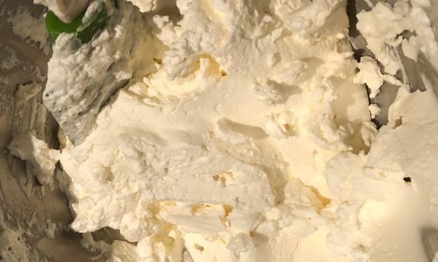 Easy Keto Whipped Cream | Low Carb & Sugar Free